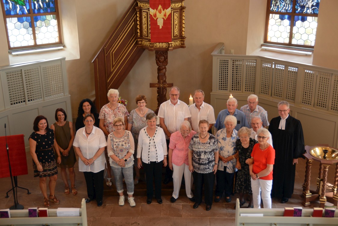 Jubiläumskonfirmierte 2019 in Ravolzhausen